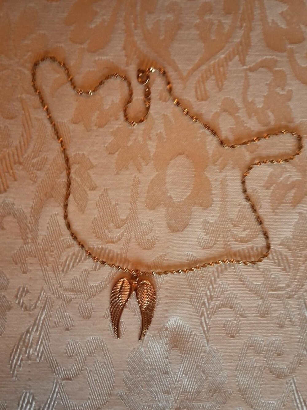 New Rose Gold Angel Wings Pendant 20 Inch Necklace